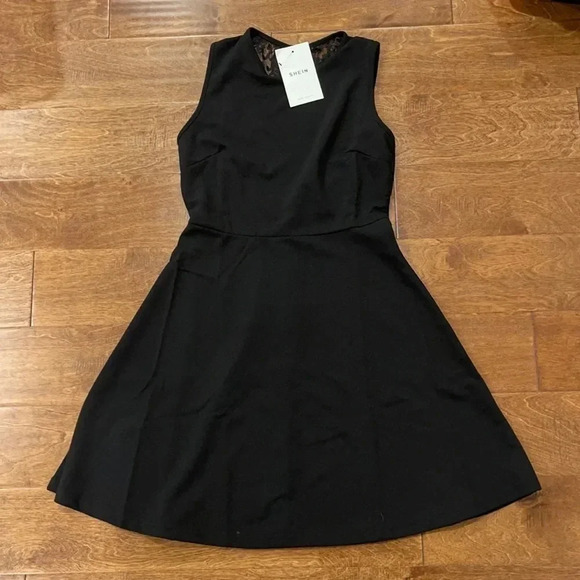 Shein‎ women’s Small Dress New With Tags - Picture 1 of 4